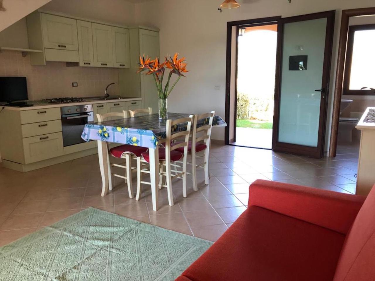 Residence Arruli San Teodoro  Ngoại thất bức ảnh